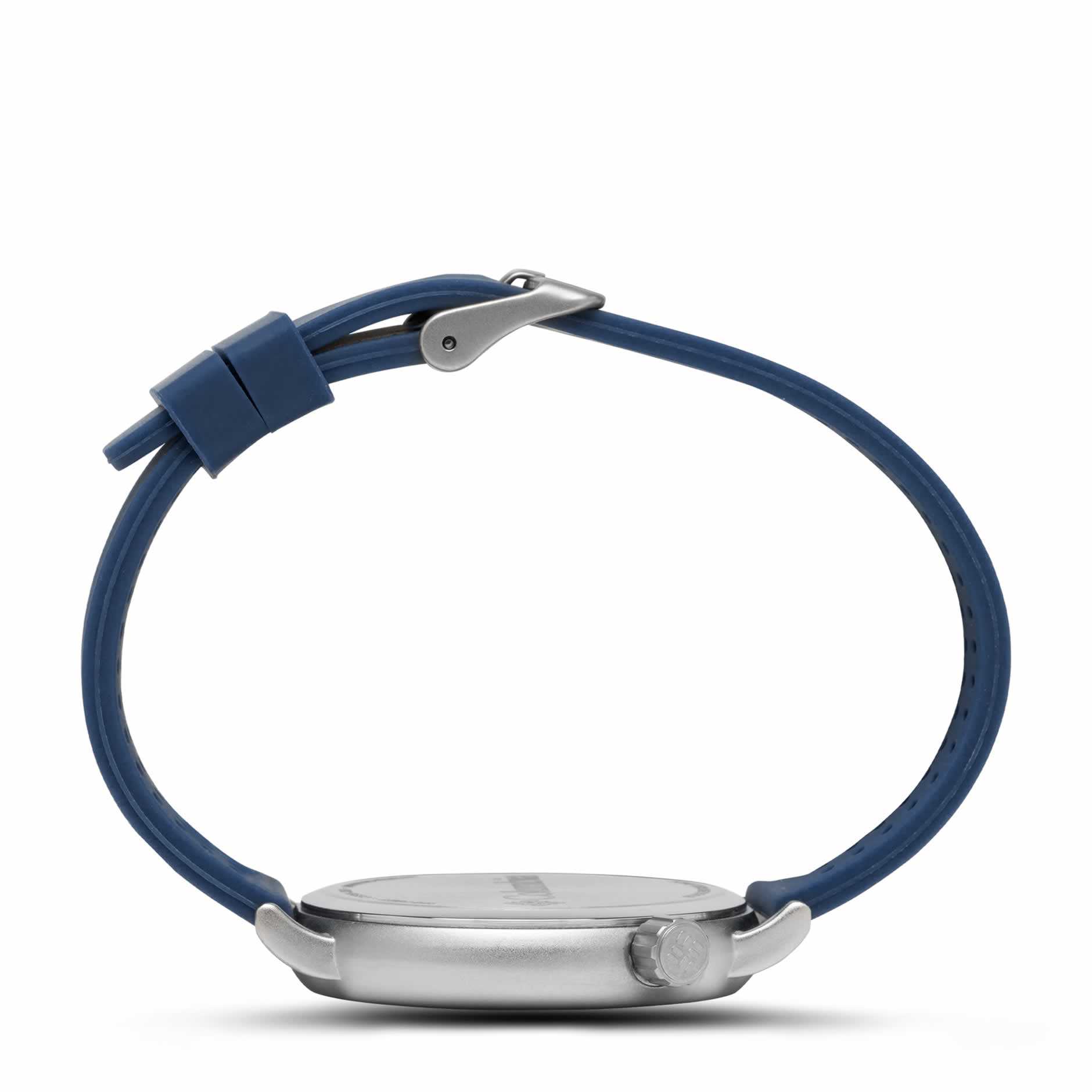 WatchColumbia Watch Trailbanks Steel Colour White Dial Blue Silicone Strap