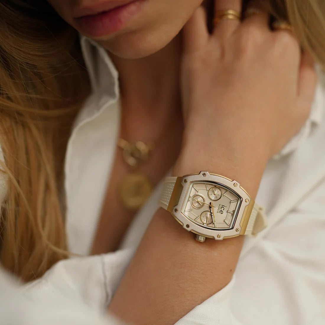 ice watch coffee coloured timepiece