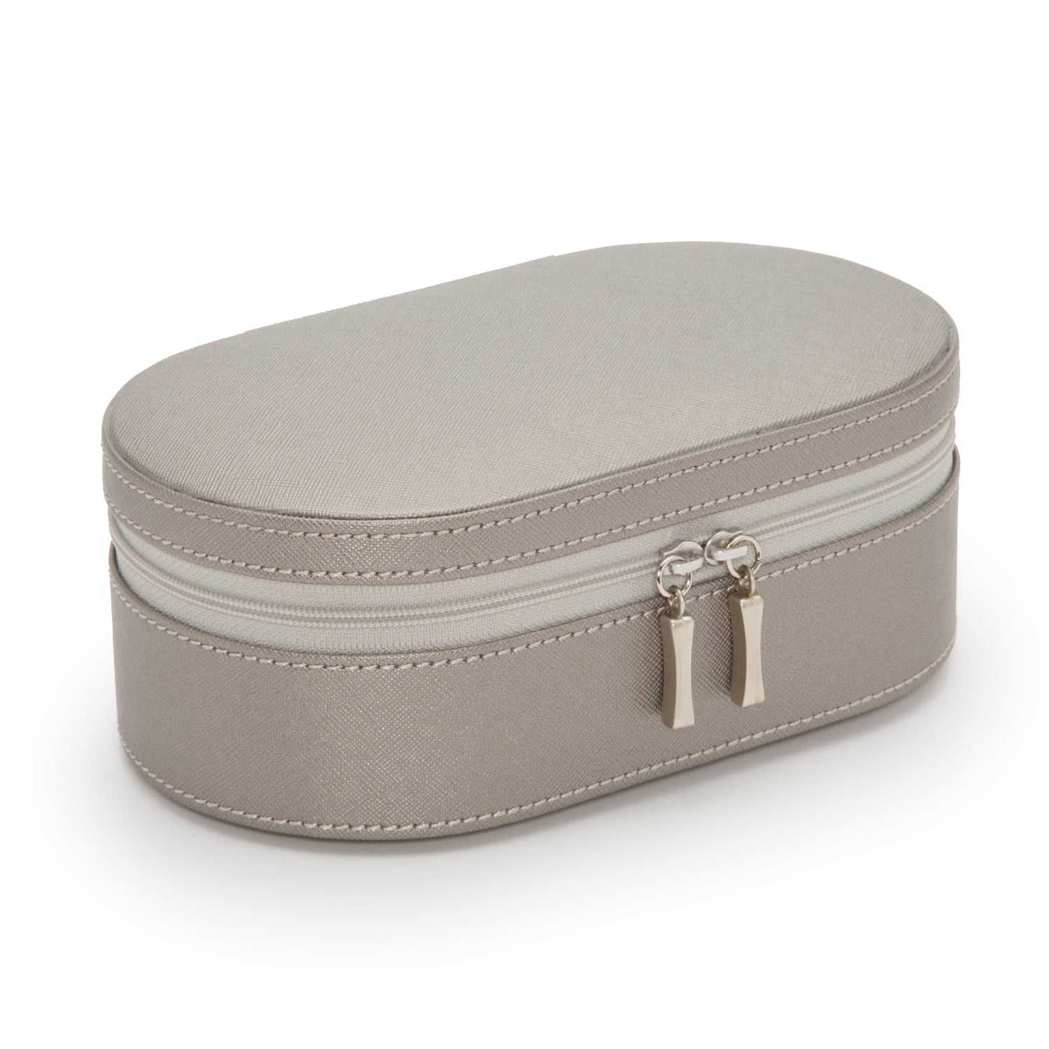 Jewellery BoxWolf Heritage Oval Zip Case Jewellery Box Pewter Saffiano 280634Introducing the Wolf Heritage Oval Zip Case Jewellery Box in Pewter Saffiano (Model 280634) – a harmonious blend of classic style and functional design. This excepti