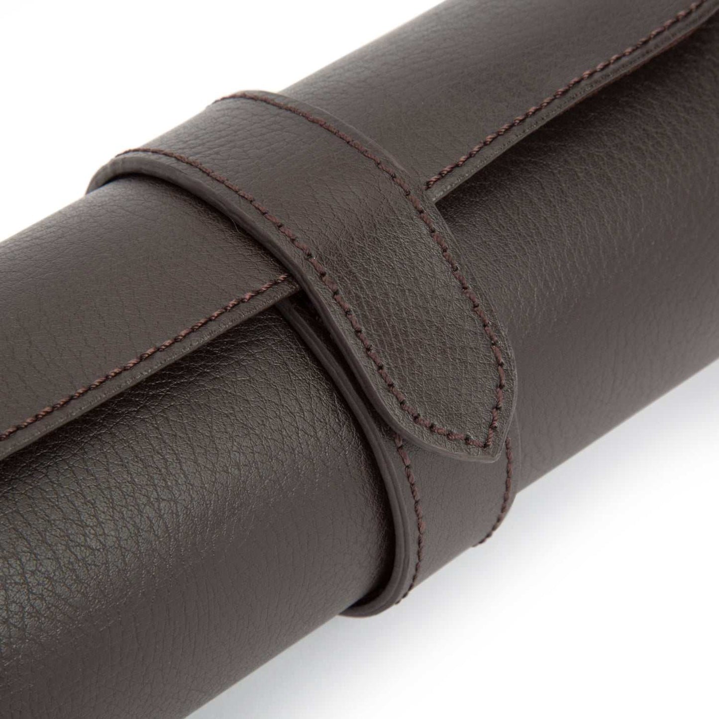Watch RollWolf Heritage Watch Roll Brown 305606Introducing the Wolf Heritage Watch Roll in Brown (Model 305606) – an exquisite and functional accessory from the Heritage Men's Collection, meticulously handcrafted
