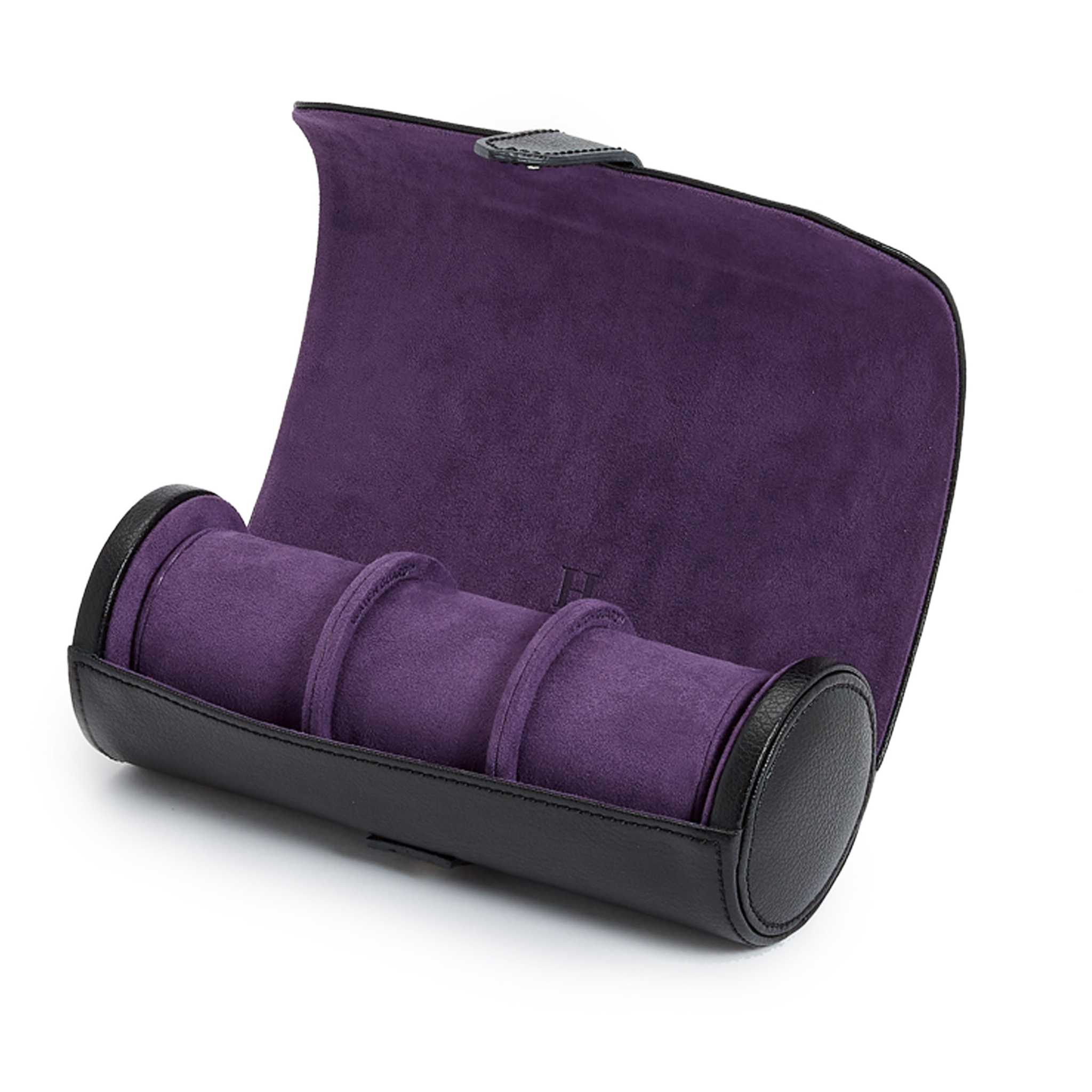 Watch RollWolf Heritage Watch Roll Black / Purple 305628Introducing the Wolf Heritage Watch Roll in Black / Purple (Model 305628) – a distinguished and functional accessory from the Heritage Men's Collection, meticulously