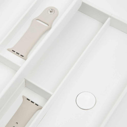 Valet TrayWolf Watch Valet with Strap Tray for Apple Watch White 463001Introducing the Wolf Watch Valet with Strap Tray for Apple Watch in White (Model 463001) – the ultimate solution for organizing and charging your Apple Watch and acc