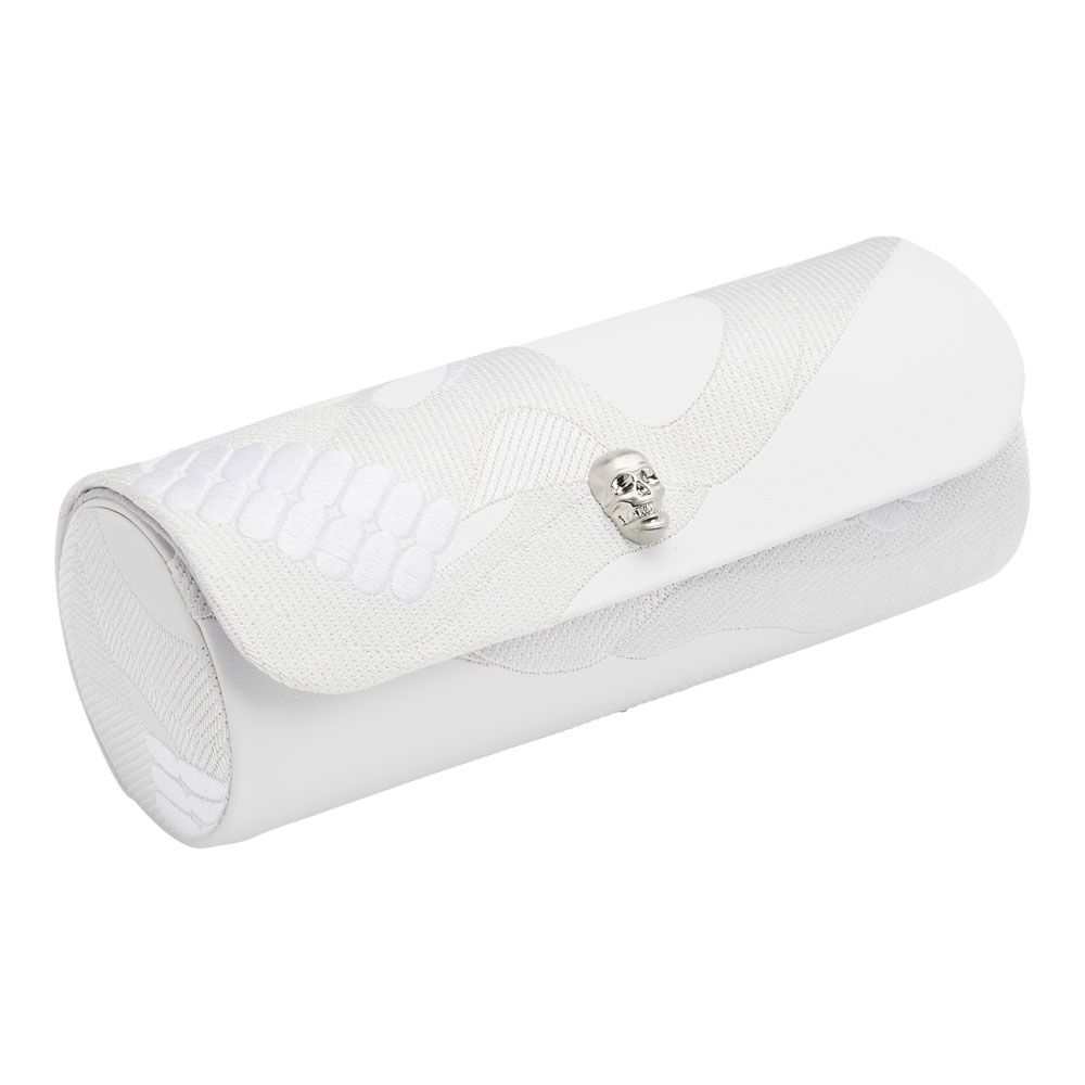 Watch RollWolf Memento Mori Triple Watch Roll White 493401The Wolf Memento Mori Triple Watch Roll White 493401 is a stylish and practical accessory for travelers who want to protect their timepieces and smaller valuables in